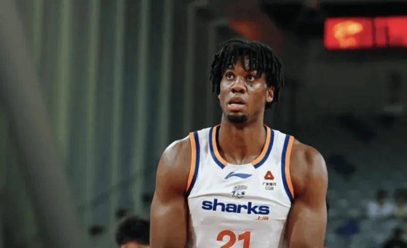 华体会体育平台-溃败北京上海！广东弊端已凸显！只要遇内线强队，杜锋基本没招！